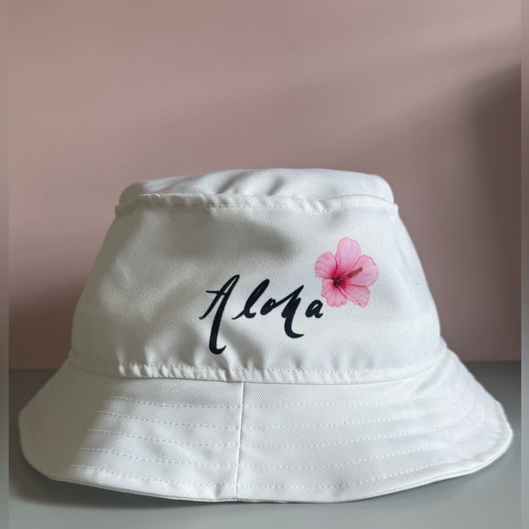 White Bucket Hat with Pink Flower - Picture 3 of 7